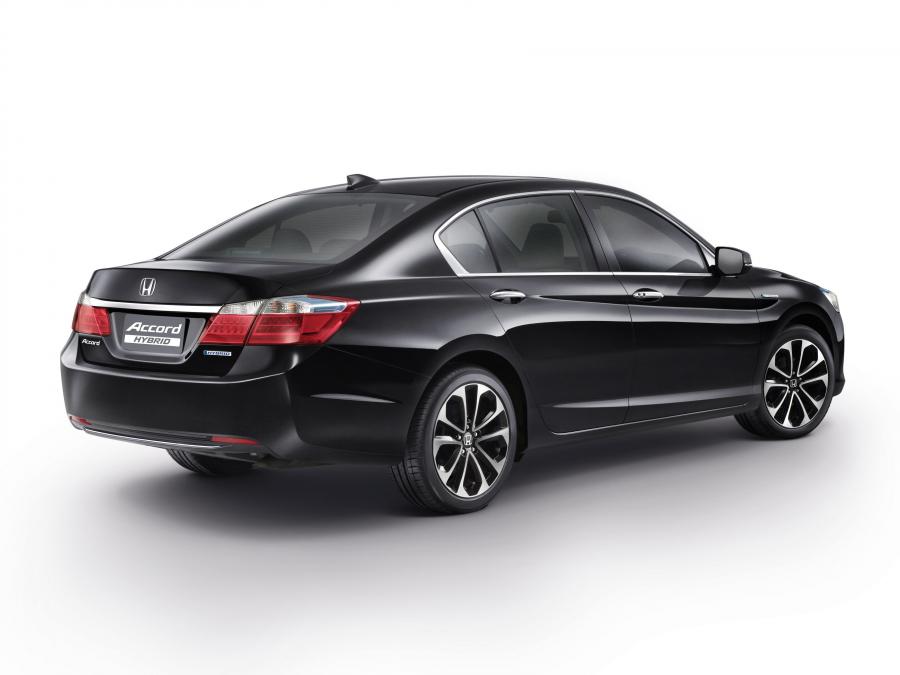  Honda Accord Hybrid 2013 года  (TH) (фото 2 из 4)